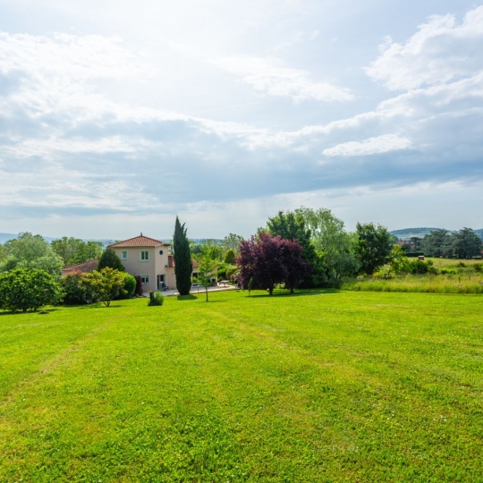  Annonces BOIS D'OINGT : House | FLEURIEUX-SUR-L'ARBRESLE (69210) | 134 m2 | 795 000 € 