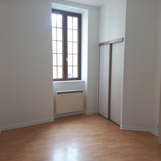  Annonces BOIS D'OINGT : Apartment | L'ARBRESLE (69210) | 40 m2 | 522 € 