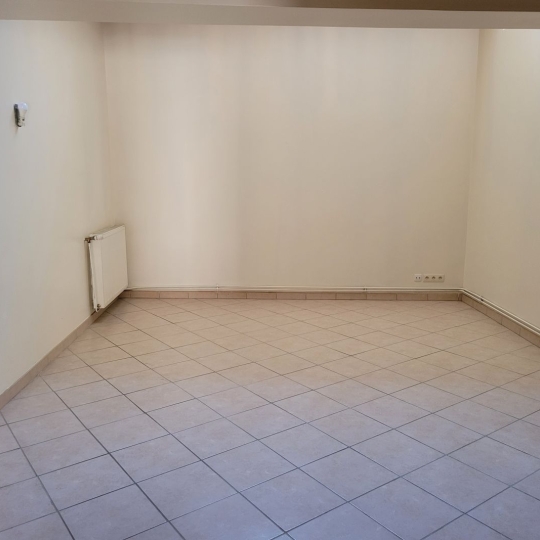  Annonces BOIS D'OINGT : Appartement | SAIN-BEL (69210) | 74 m2 | 125 000 € 