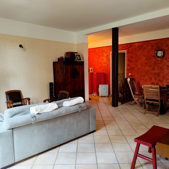  Annonces BOIS D'OINGT : Apartment | SAINT-PIERRE-LA-PALUD (69210) | 119 m2 | 235 000 € 