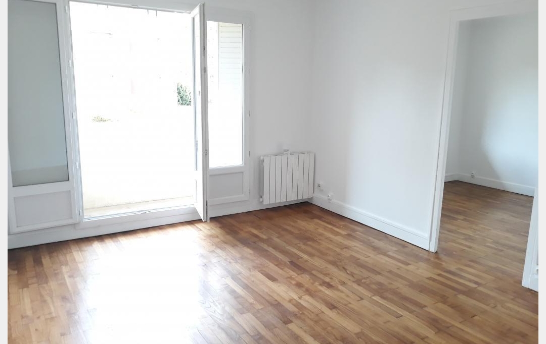 Annonces BOIS D'OINGT : Appartement | L'ARBRESLE (69210) | 66 m2 | 800 € 