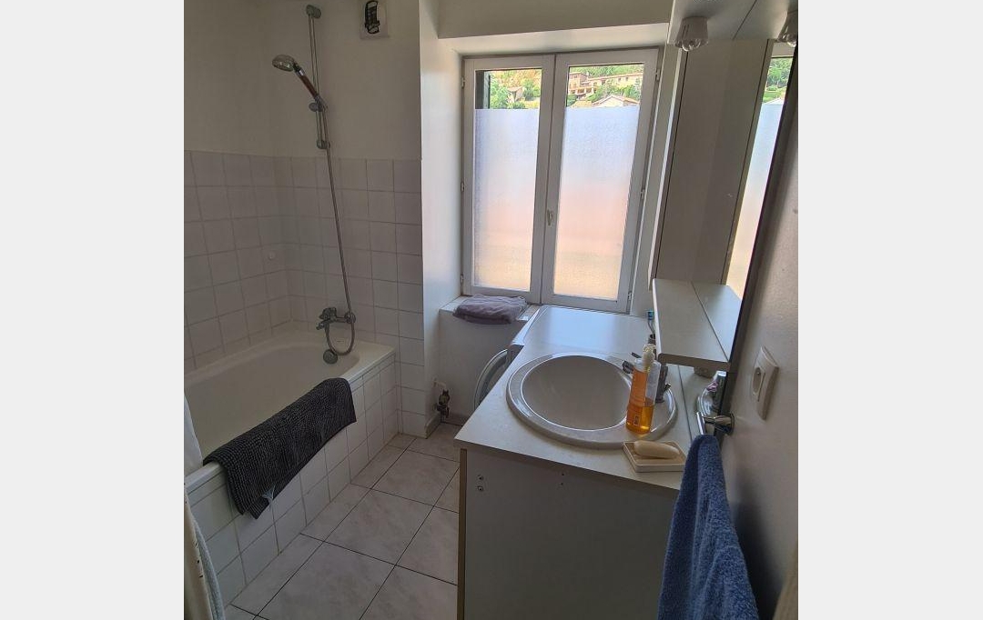 Annonces BOIS D'OINGT : Appartement | SAINT-ROMAIN-DE-POPEY (69490) | 68 m2 | 638 € 