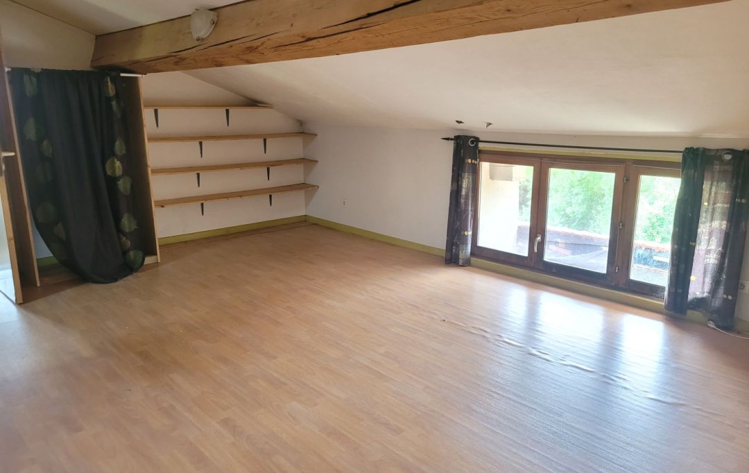 Annonces BOIS D'OINGT : Apartment | SAVIGNY (69210) | 50 m2 | 500 € 