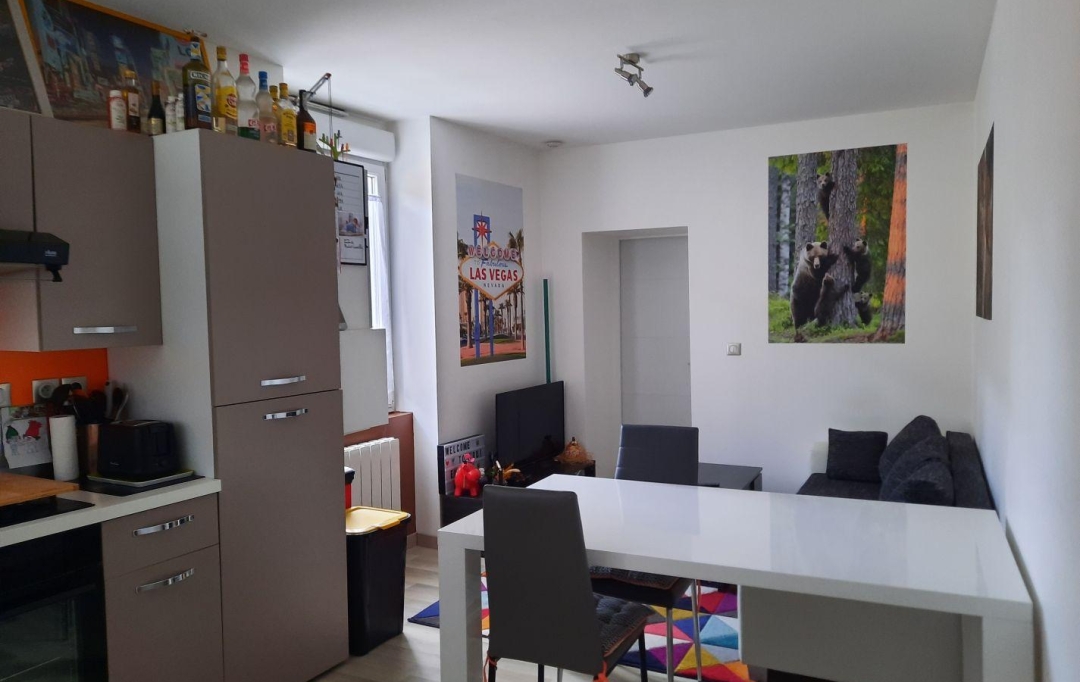 Annonces BOIS D'OINGT : Appartement | L'ARBRESLE (69210) | 34 m2 | 99 000 € 