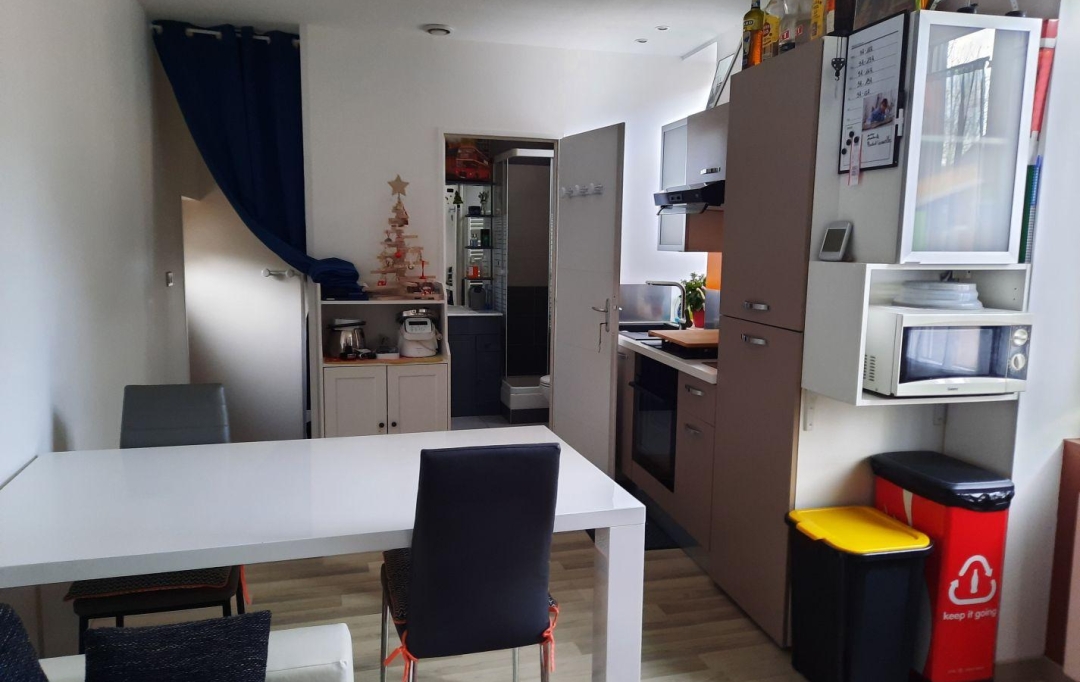 Annonces BOIS D'OINGT : Appartement | L'ARBRESLE (69210) | 34 m2 | 99 000 € 