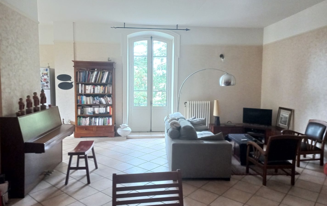 Annonces BOIS D'OINGT : Apartment | SAINT-PIERRE-LA-PALUD (69210) | 119 m2 | 235 000 € 