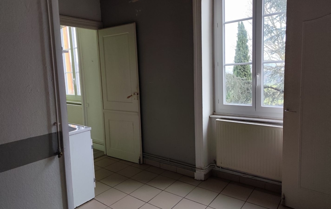 Annonces BOIS D'OINGT : Appartement | SAVIGNY (69210) | 42 m2 | 95 000 € 