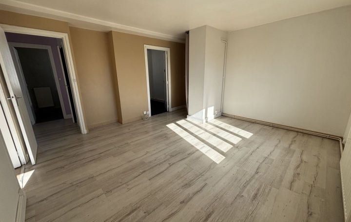 Appartement P3   VILLEFRANCHE-SUR-SAONE  57 m2 555 € 